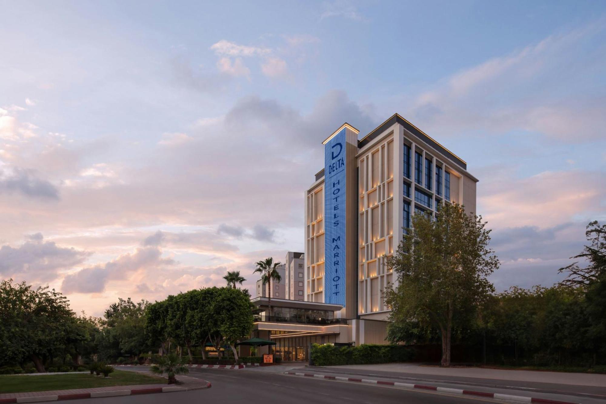 Delta Hotels By Marriott Antalya Lara - Adult Only Eksteriør bilde